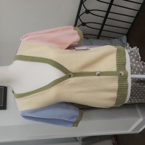 SO Sweaters - Colorblock Spring Cardigan
